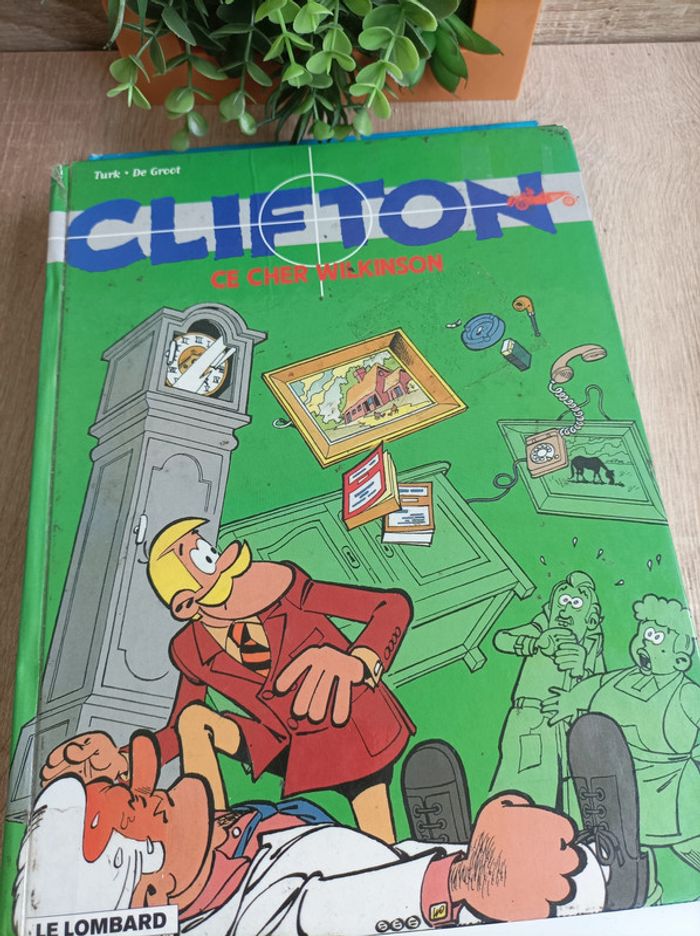 Lot de 7 bandes dessinées abimées - photo numéro 7