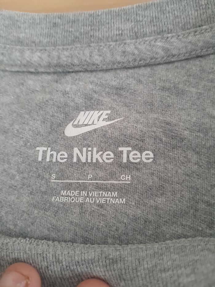 Tee-shirt Nike - photo numéro 4