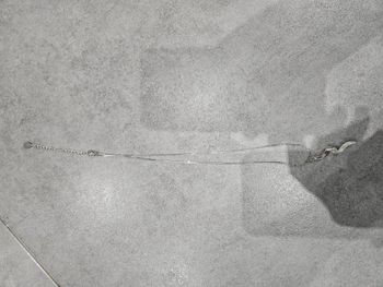 Collier couleur argent vague