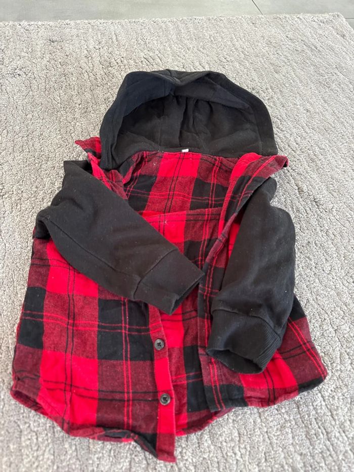 Chemise garcons a capuche taille 98 - photo numéro 3
