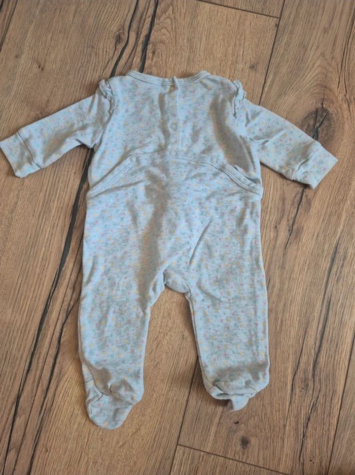 Lot 6 pyjamas cotons printemps été 3 mois, 1 neuf, 3 en très bon, 2 en bon etat - photo numéro 10