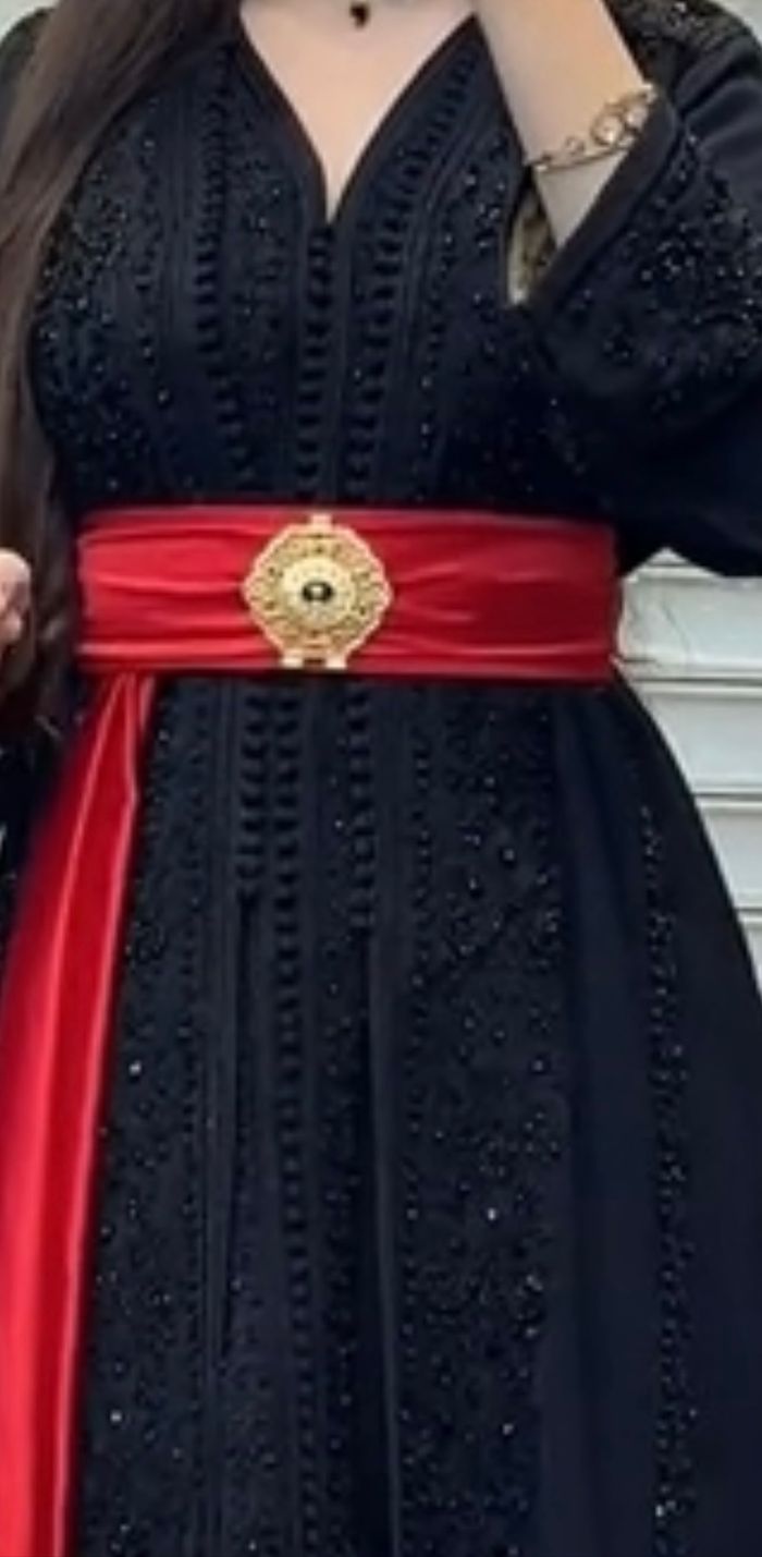 Caftan Noir et rouge - photo numéro 7