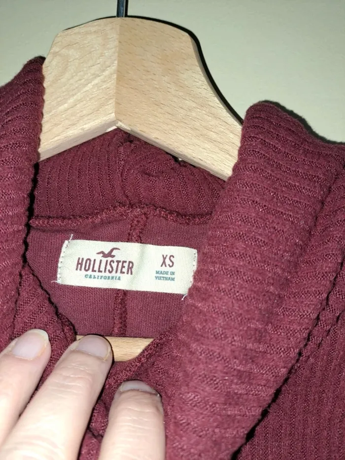 Pull col roulé femme doux bordeaux épaules dénudées Hollister XS tbe - photo numéro 4
