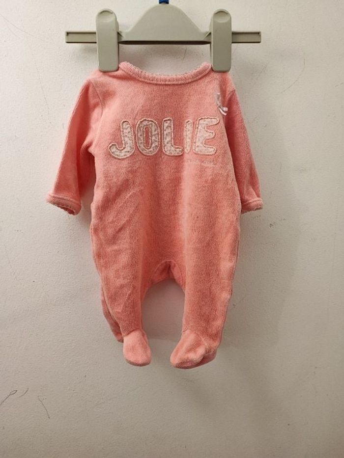 Dors bien bébé fille