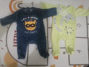 Lot de vêtements garçon 1 mois