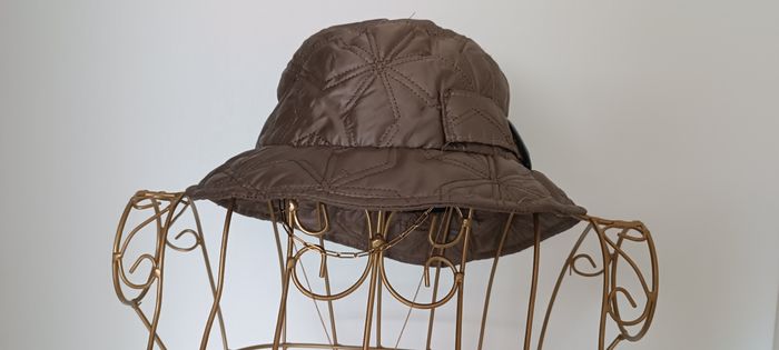 Chapeau de pluie, matelassé femme. - photo numéro 4
