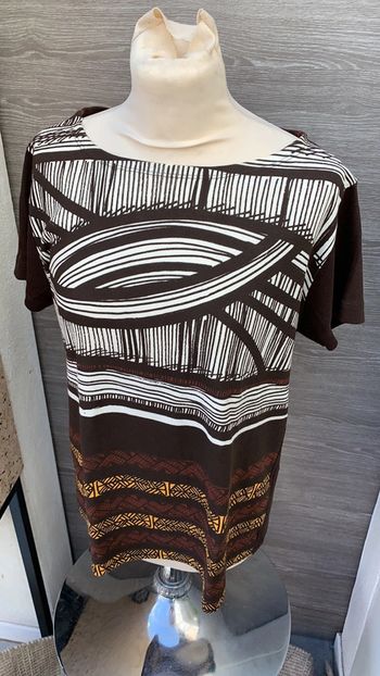 T shirt style aztèque taille xl