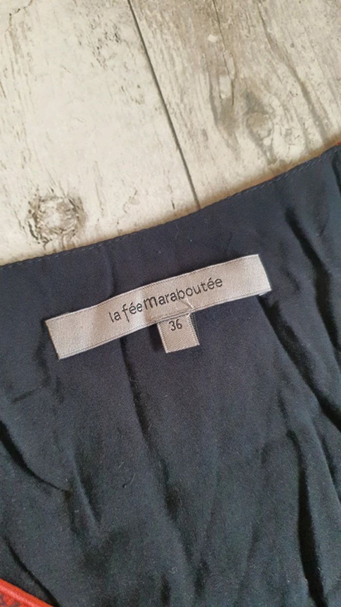 Robe la fée maraboutée taille 36 en très bon état - photo numéro 2
