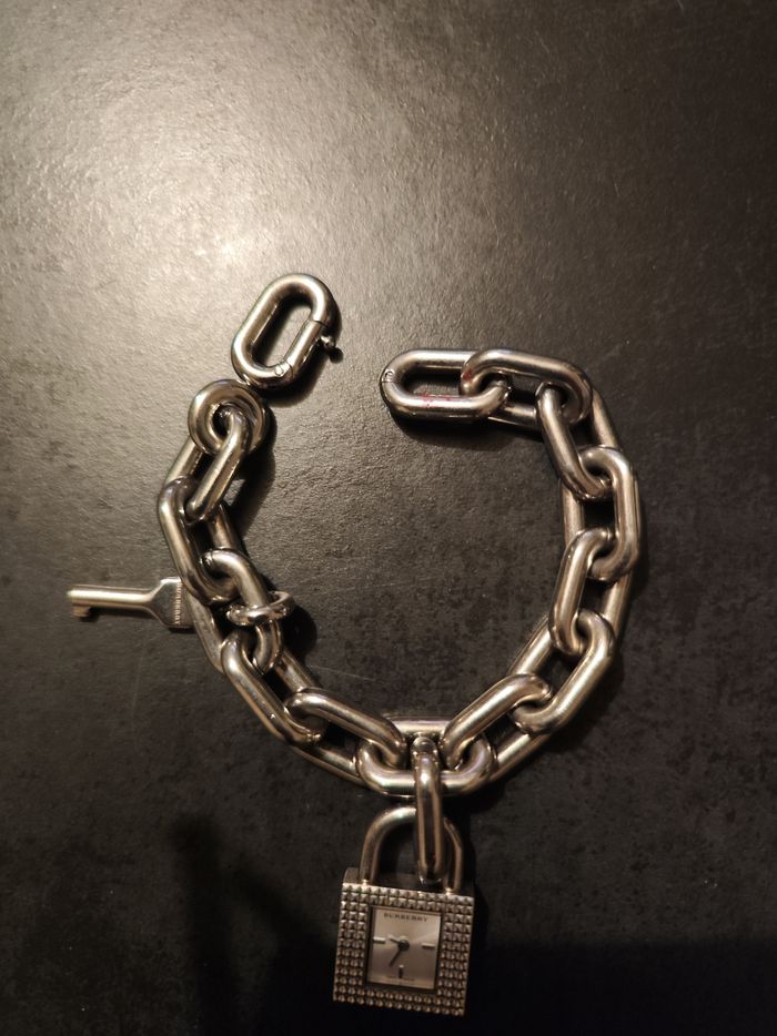 Montre burberry argent - photo numéro 3