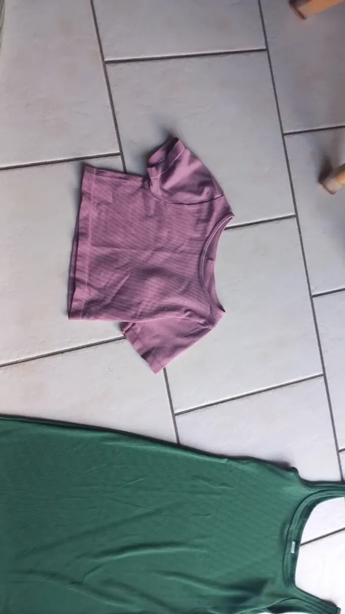Tee shirt crop top fille 9/10 ans lefties - photo numéro 2