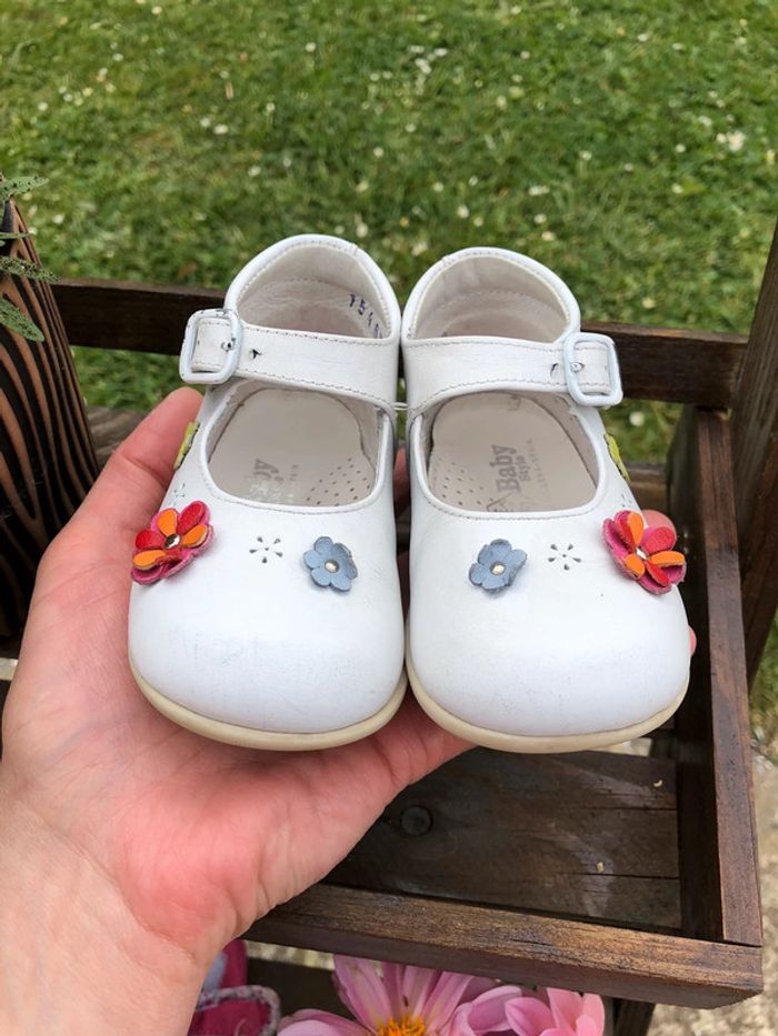 Chaussure semi ouverte fleurs - photo numéro 7