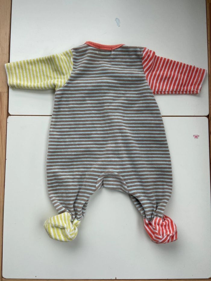 Pyjama 1 mois - photo numéro 3