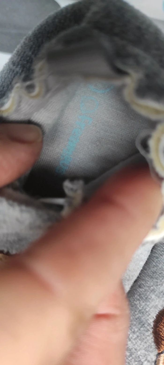 Chausson 🐒 singe - photo numéro 3