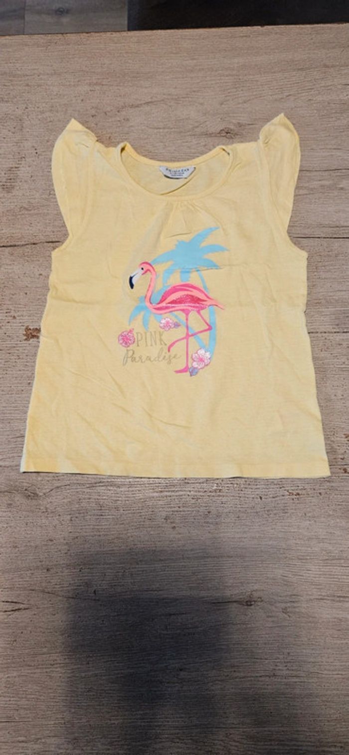 T shirt fille sans manche, jaune clair, Primark, 6/7 ans neuf - photo numéro 2