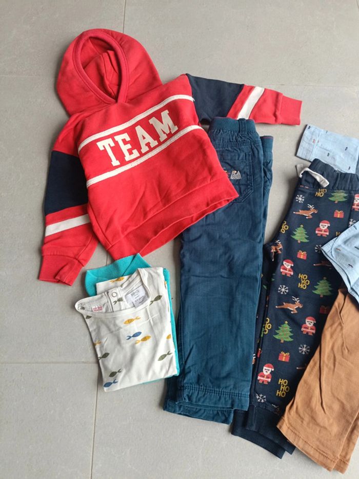 Lot vêtements garçon 2 ans - photo numéro 3