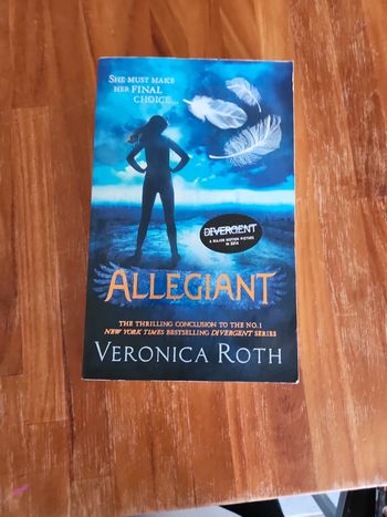 Livre : Allegiant