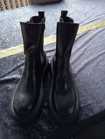 Chaussures pointure 40