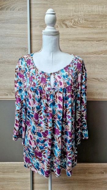 Blouse manches 3/4.