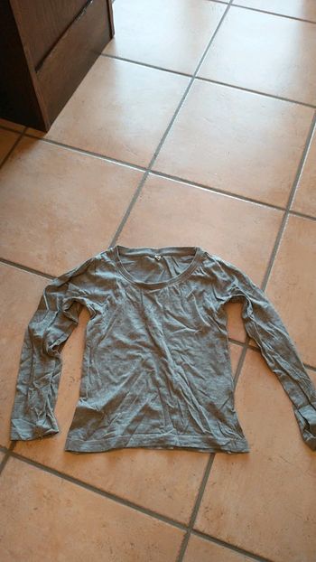 Haut  de pyjama grille 10 ans