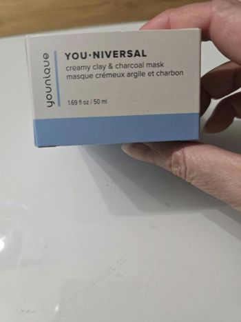Masque crémeux argile et charbon Younique neuf