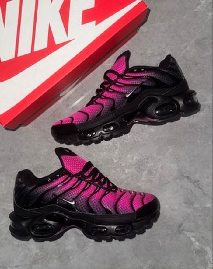 Nike TN Noir rose 31