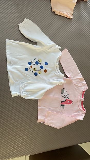 Lot tee-shirts bébé fille 6 mois