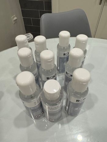 Lot de 10 gels hydroalcooliques neufs