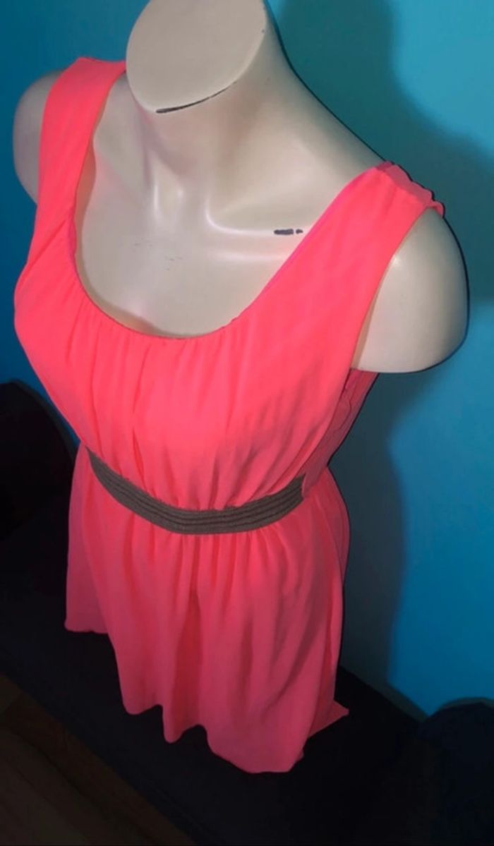 Robe femme 🌺 taille Unique neuf sans étiquette - photo numéro 3
