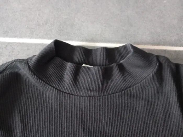 Pull fin col montant H&M - photo numéro 2