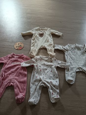 Lot de pyjamas 1 mois