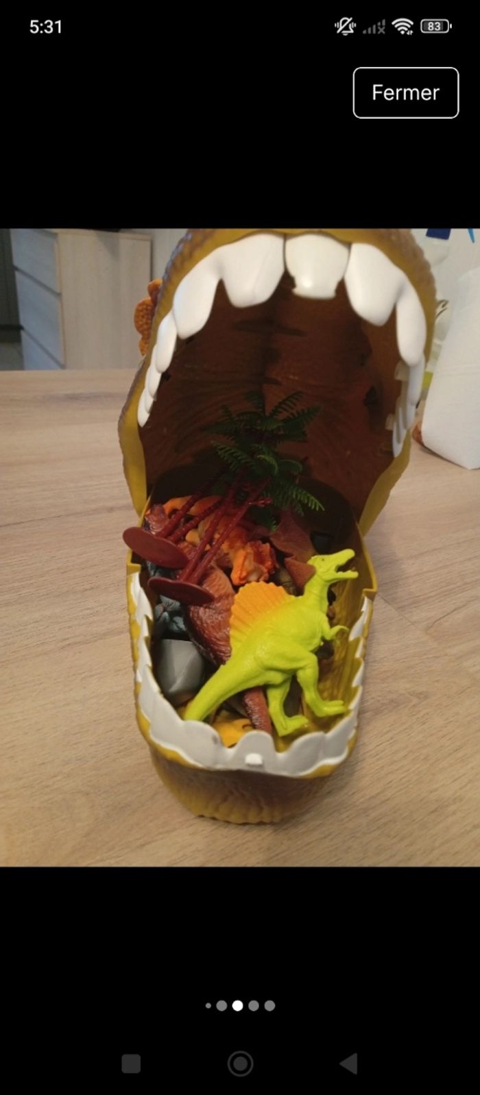 Tete de dino + ses figurines - photo numéro 4