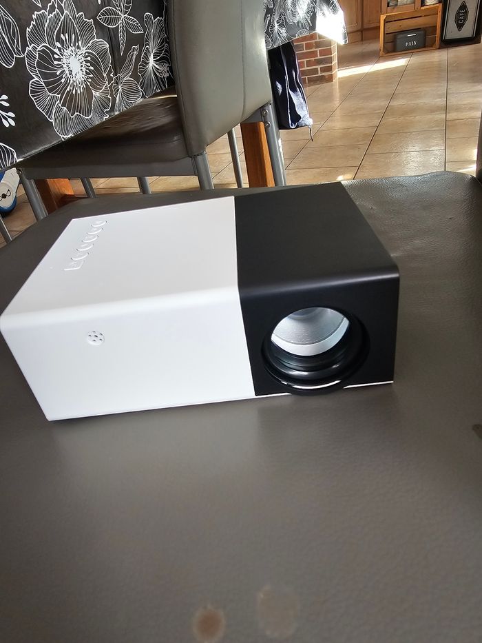 Rétroprojecteur  neuf