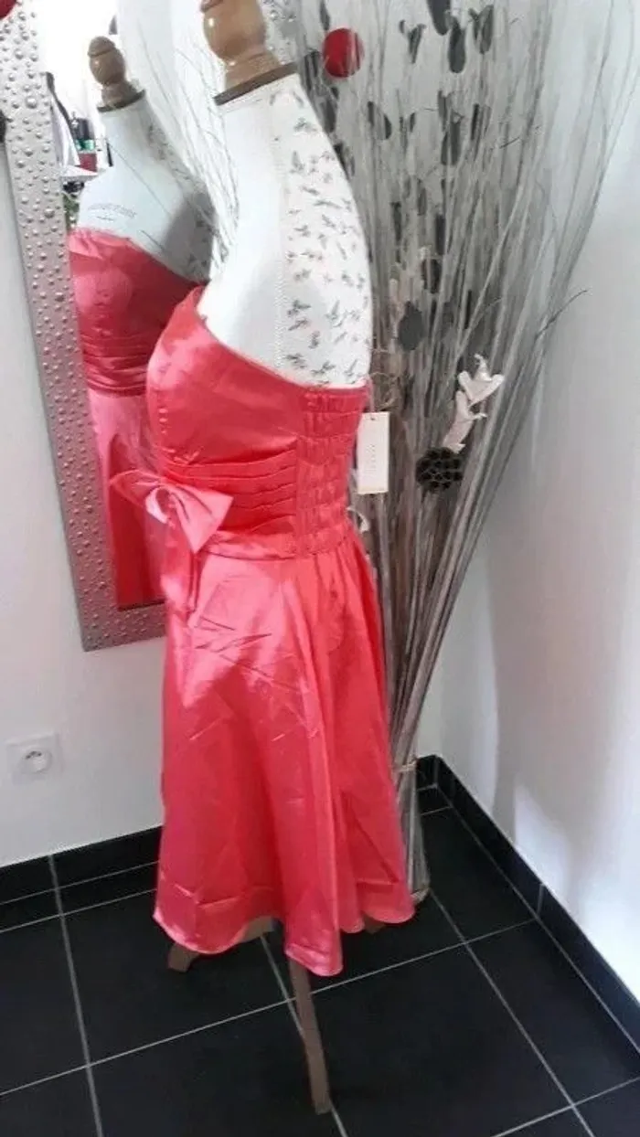 Robe bustier - photo numéro 2