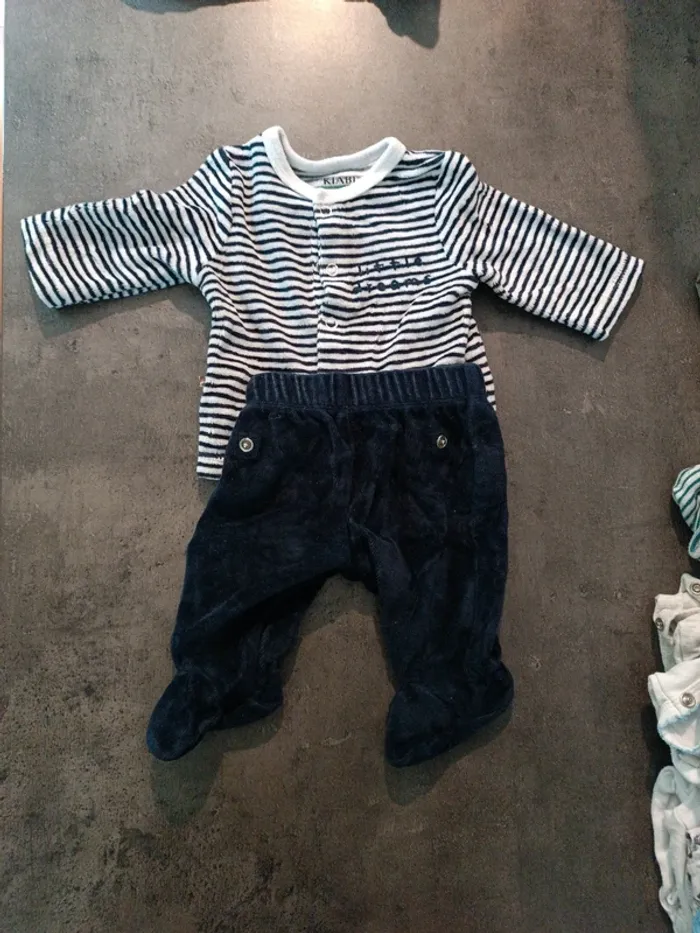 Lot 3 pyjamas naissance