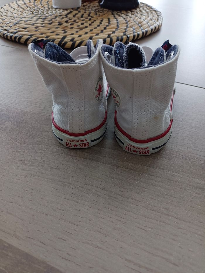 Converse - photo numéro 2