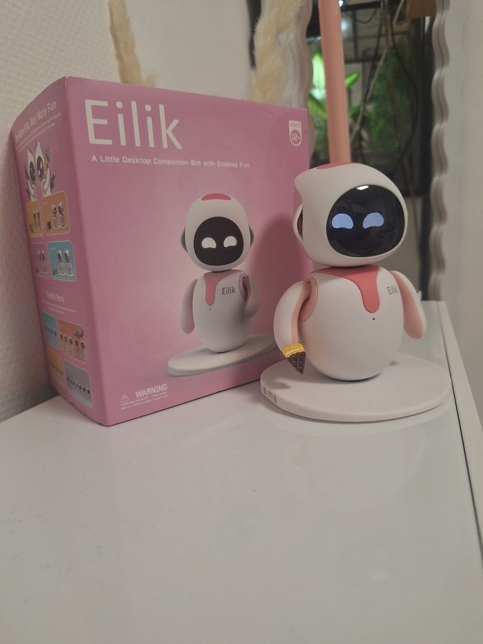 Mini robot de compagnie Eilik energize lab - photo numéro 2