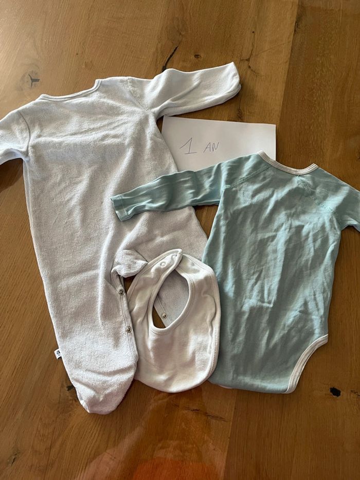Lot pyjama, body, bavoir absorba 12 mois - photo numéro 2