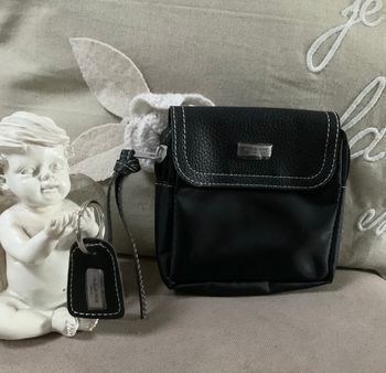 Porte monnaie/pochette + porte-clés neufs Paquetage