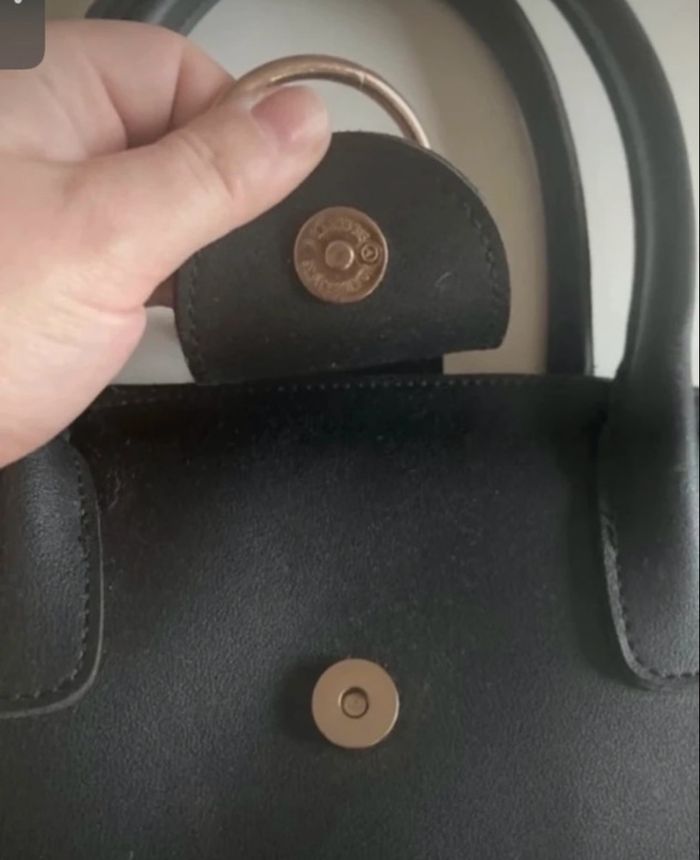 Sac à main pour femme TRÈS BON ÉTAT couleur noir - photo numéro 3