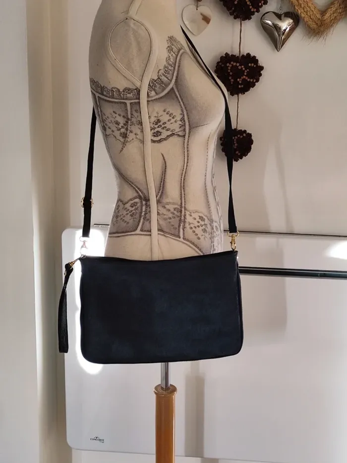 💋 magnifique sac tout cuir vintage 👜 - photo numéro 2