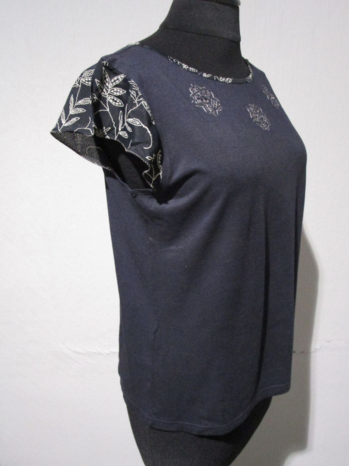 T-shirt noir fleurs beiges Jac Jac 40 NEUF - photo numéro 5