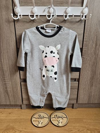 Vêtement Bébé - Combinaison / Pyjama - 6/9 mois