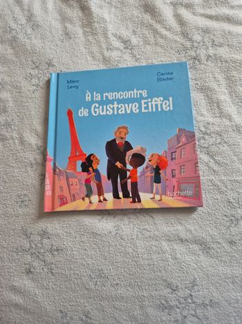 Livre mcdo a la rencontre de Gustave eiffel