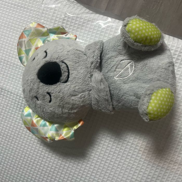 doudou penda qui respire et fait des bruit apaisant pour dormir