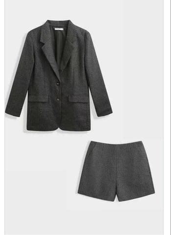 Ensemble blazer et short