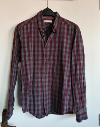 Chemise à carreaux esprit taille S slim fit