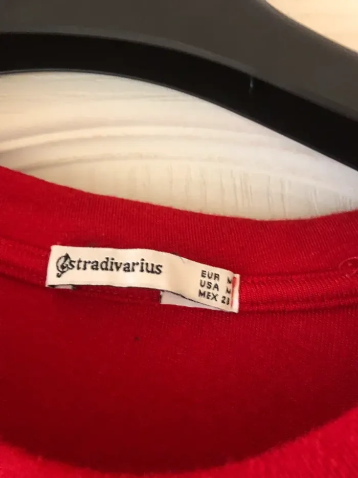 top manches longues rouge stradivarius femme - photo numéro 2