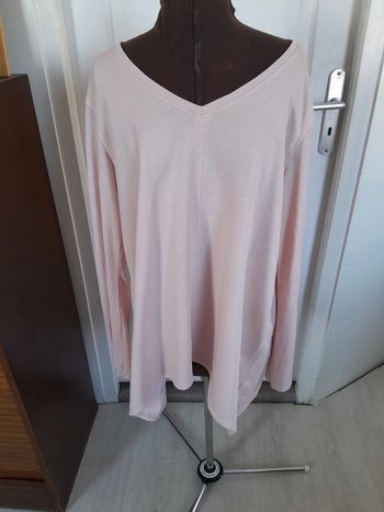 Très beau sweat évasé manche filetée Calvin Klein performance taille XL