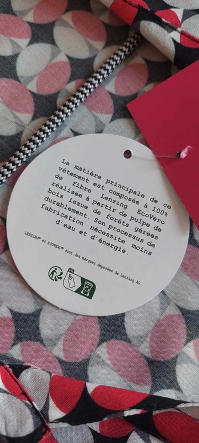 Superbe chemisier femme Armand Thiery taille 4 viscose EcoVero imprimé graphique neuve - photo numéro 11