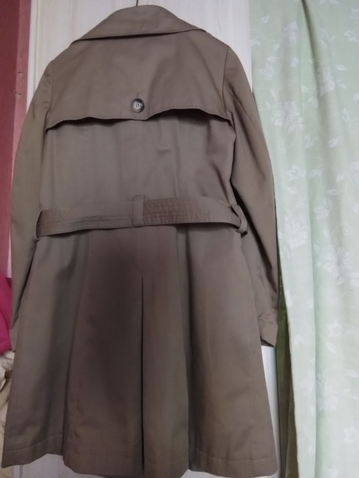 Trench camaïeu comme neuf. - photo numéro 3